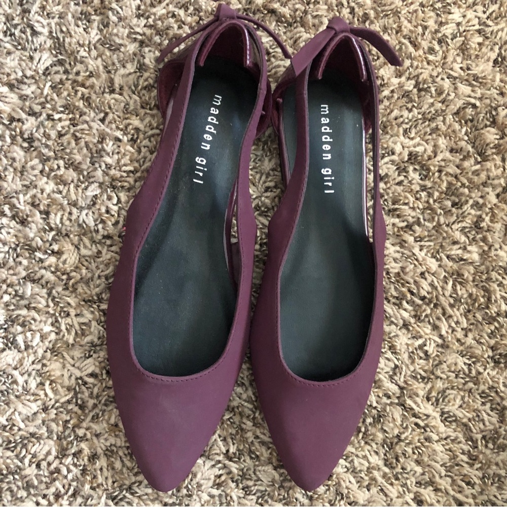 NWOT Madden Girl Flats